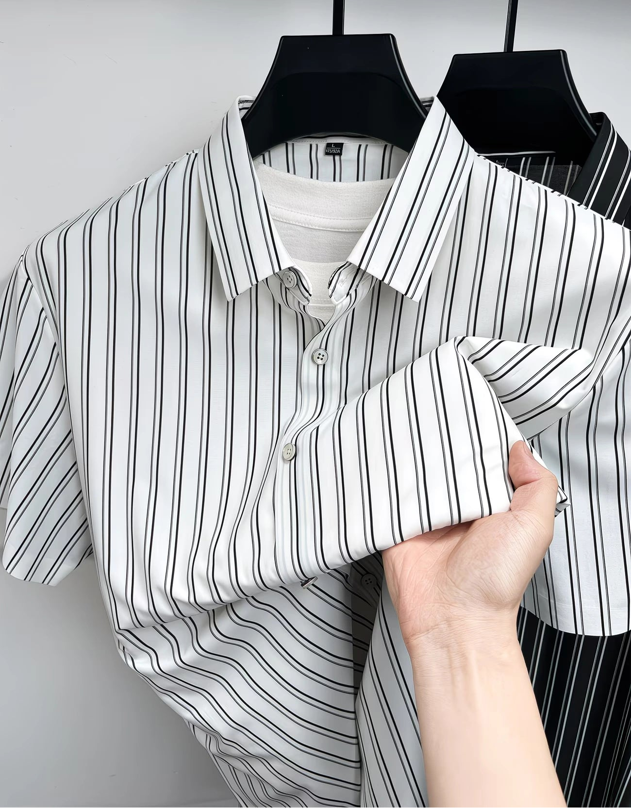 White Black Vertical Stripe